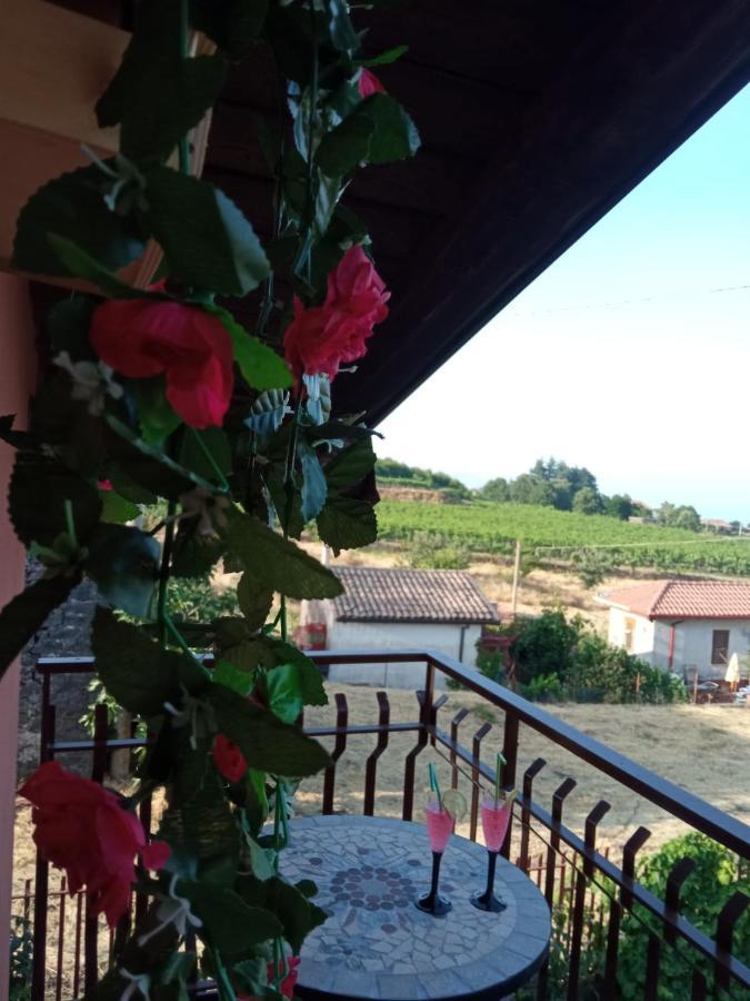 Petite Maison Dell'Etna Milo Bagian luar foto